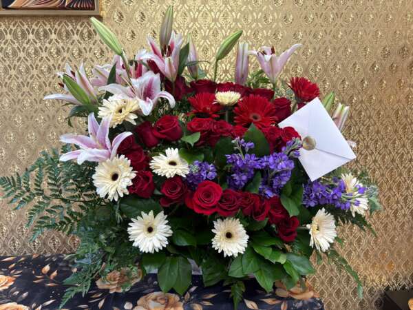 Love at first SIGHT   PREMIUM ARRANGEMENT