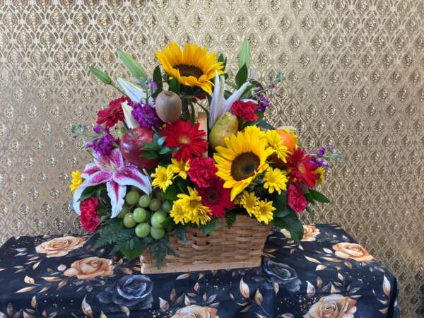 Fruit and flower basket deluxe collection